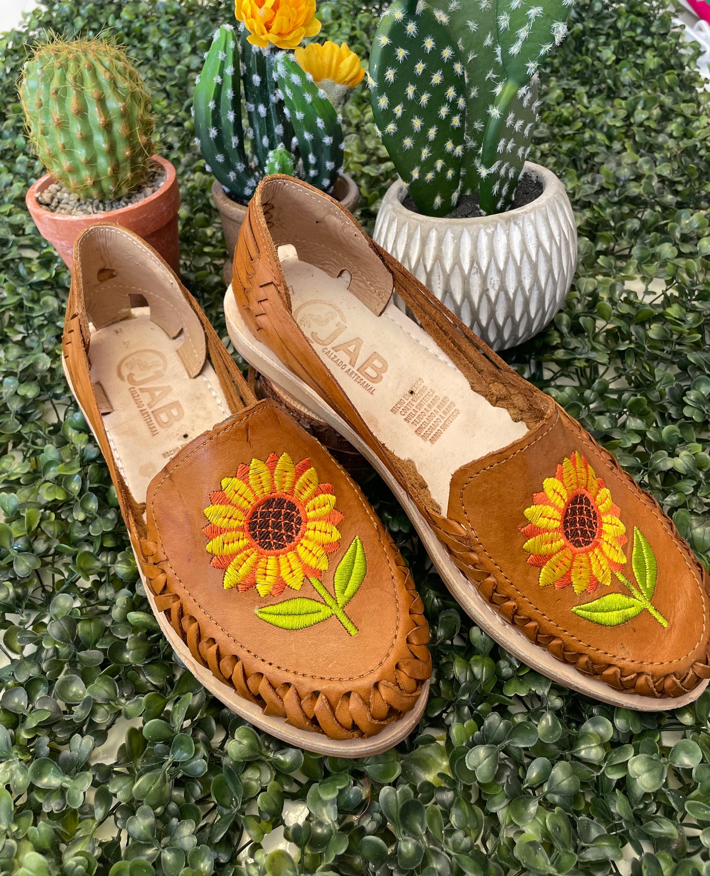 Tan Girasol Huarache