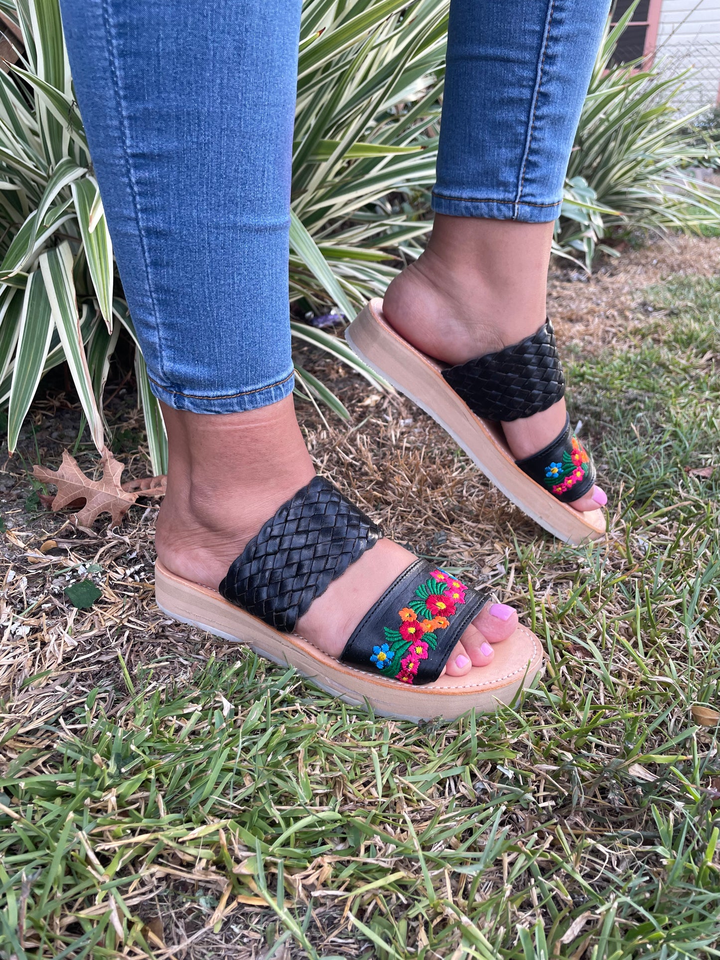 Paola Sandal