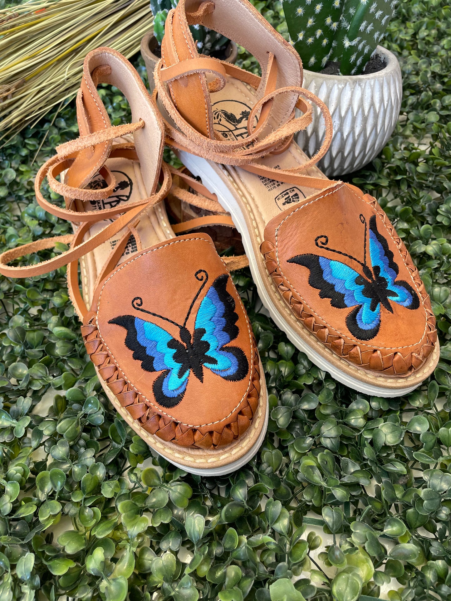 Mariposa Lace-up Handmade Huarache/ Mexican Huarache