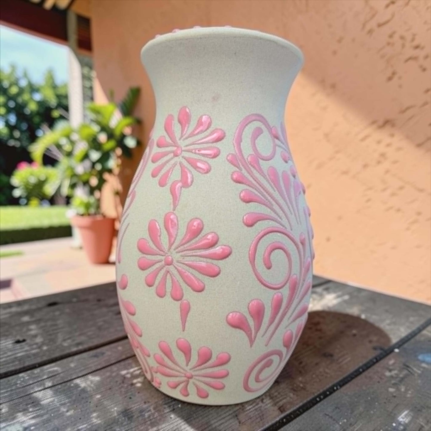 Authentic Mexican Vase, Florero Engobe, Barro Vase