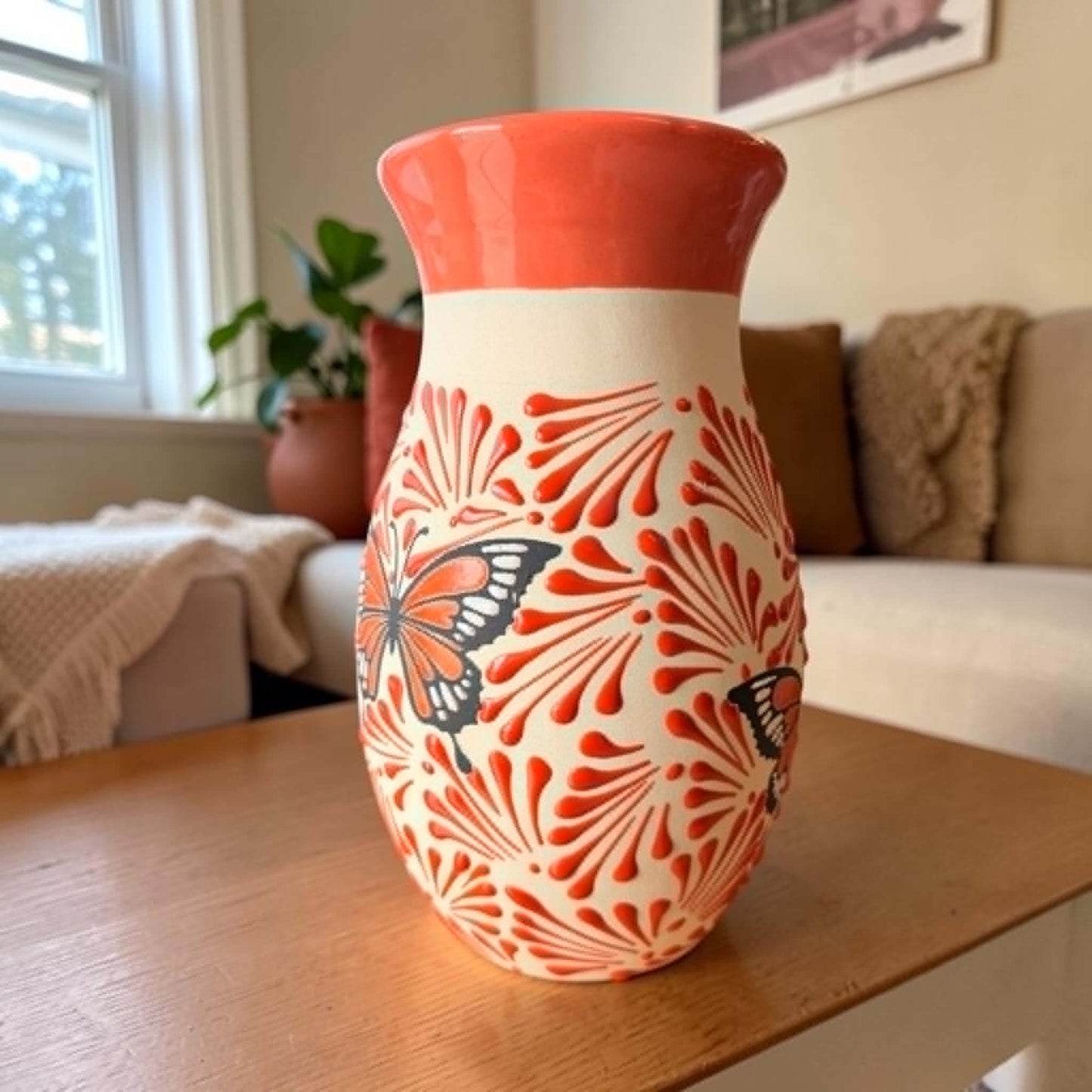 Authentic Mexican Vase, Florero Engobe, Barro Vase
