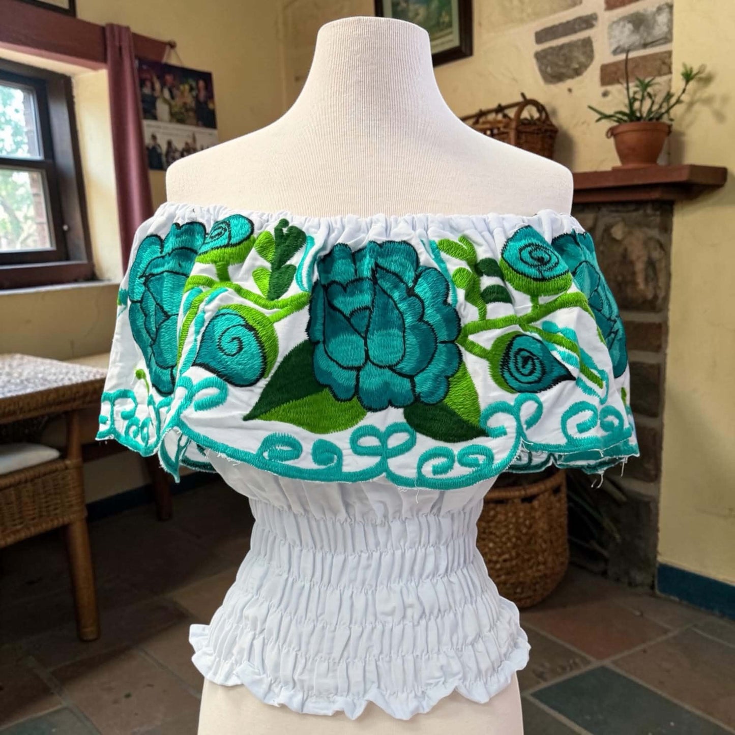 Campesina Embroidered Blouse