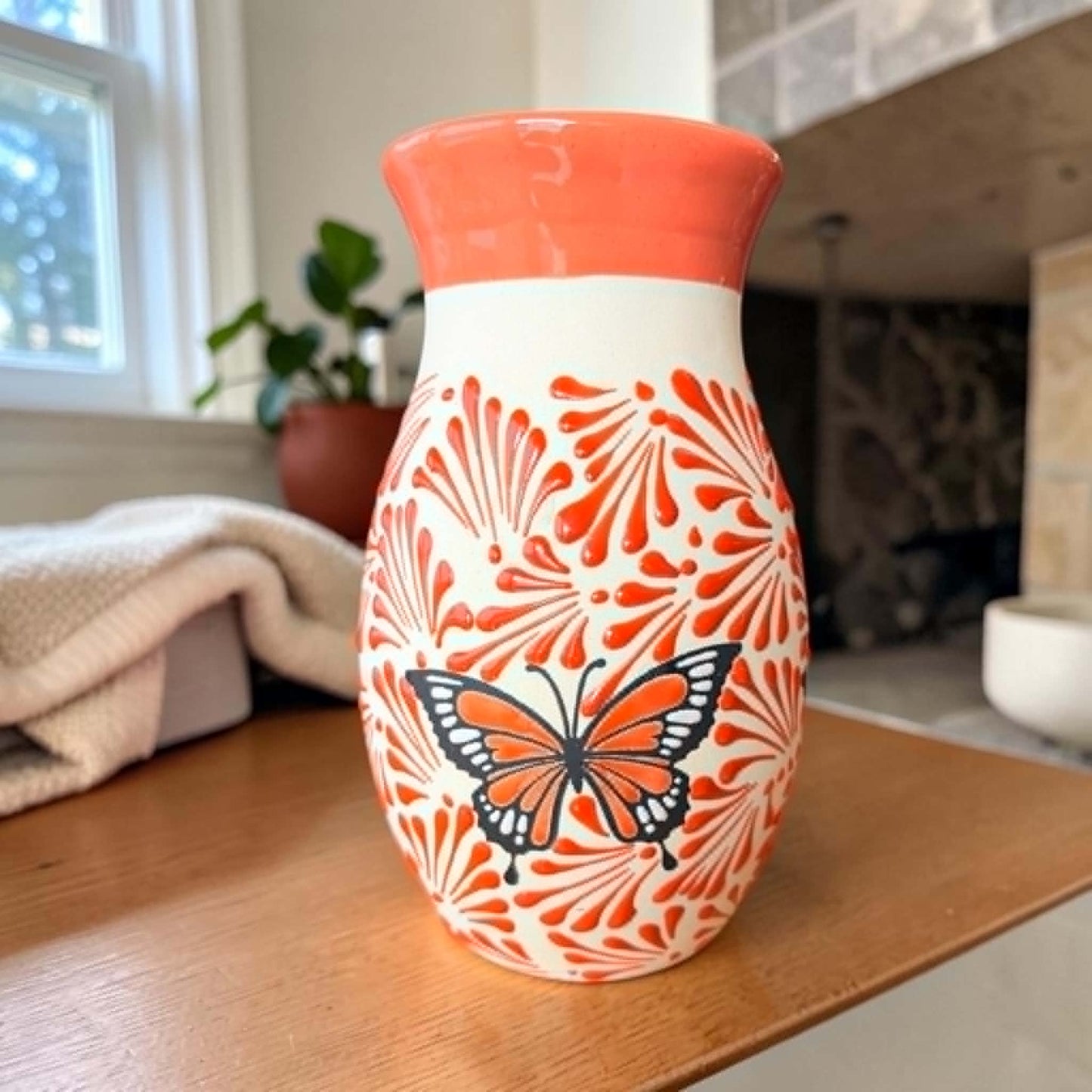 Authentic Mexican Vase, Florero Engobe, Barro Vase