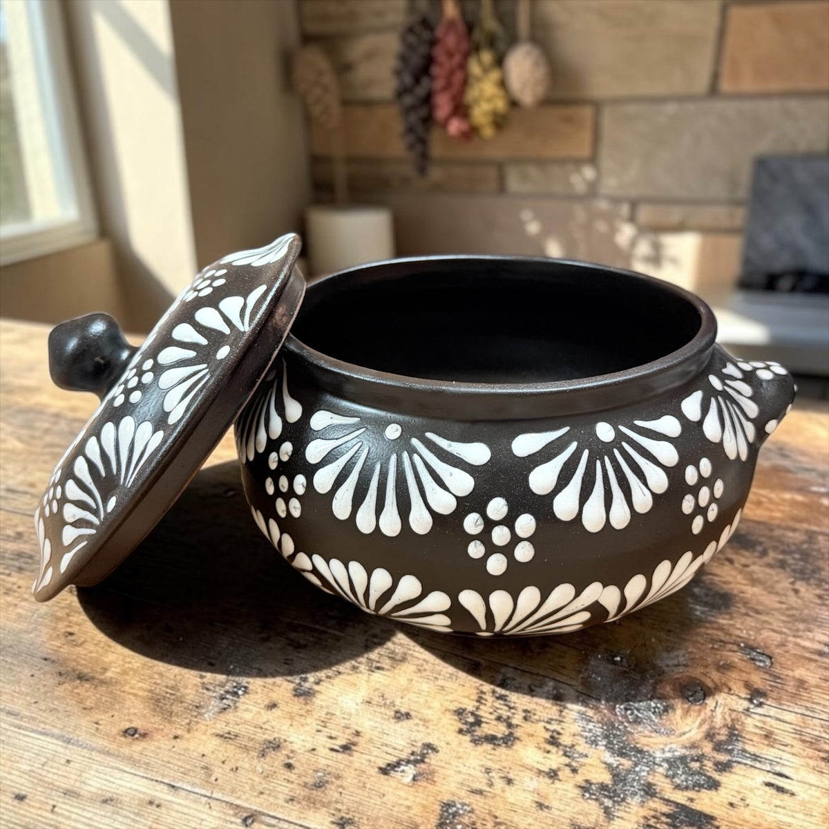 Handcrafted Terracotta Small Pot; Sopera de Barro
