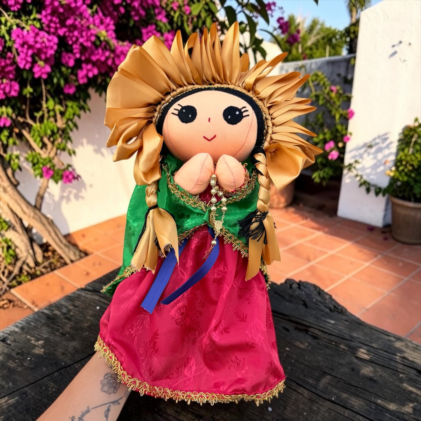 Virgen de Guadalupe Muñeca Lele Mexican Doll; Muñeca Lele