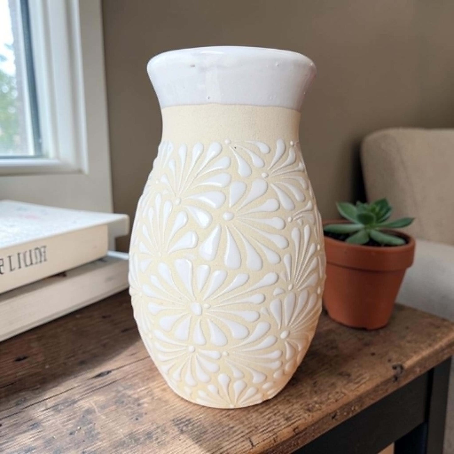 Authentic Mexican Vase, Florero Engobe, Barro Vase